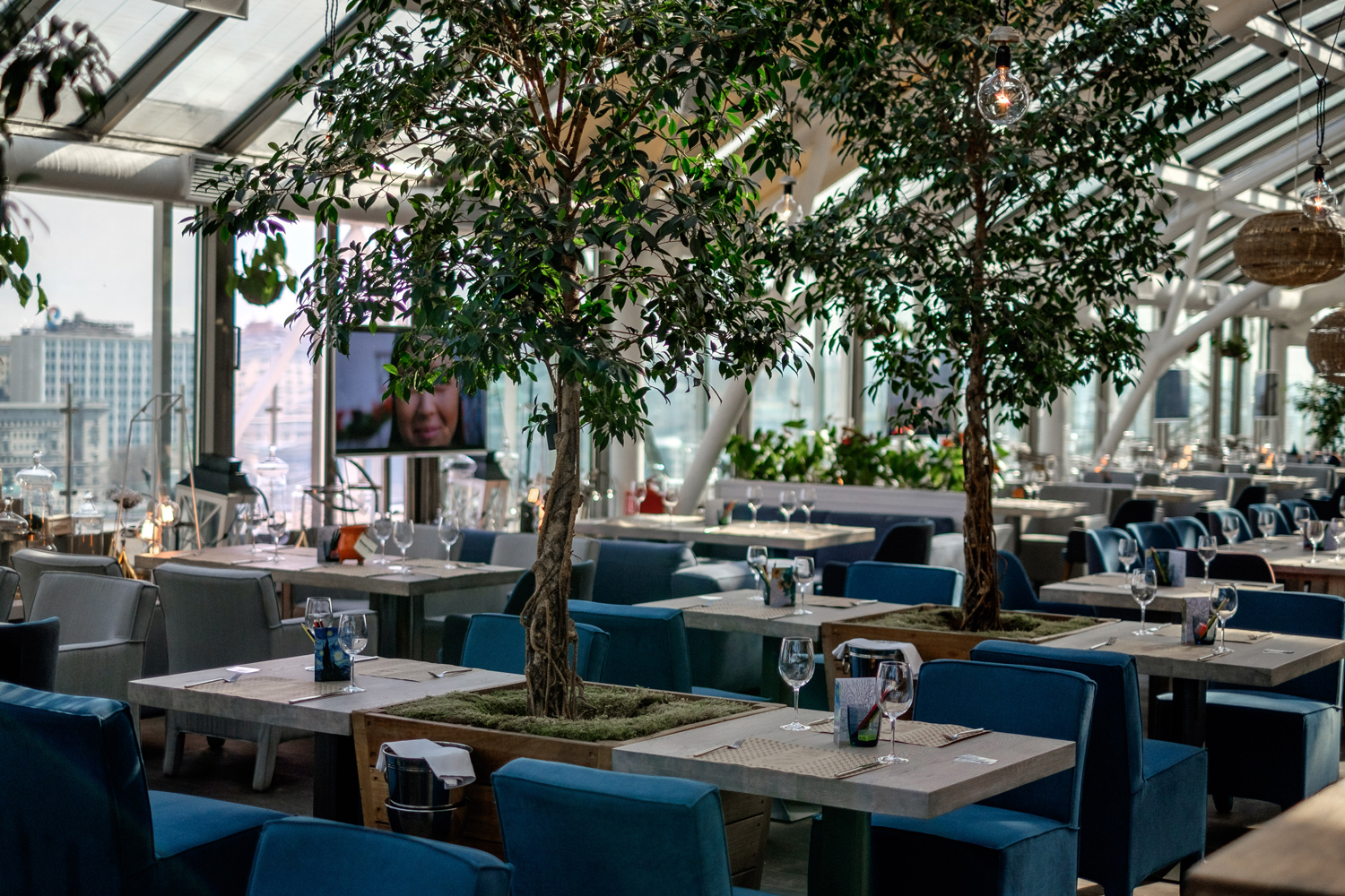 Выездная регистрация в ресторане Карлсон